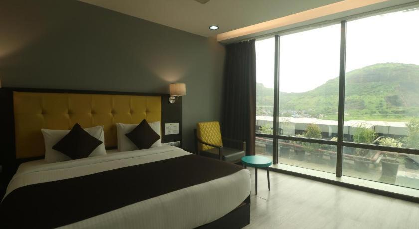 Hotel Mumbai House Airoli, Navi Mumbai Ngoại thất bức ảnh